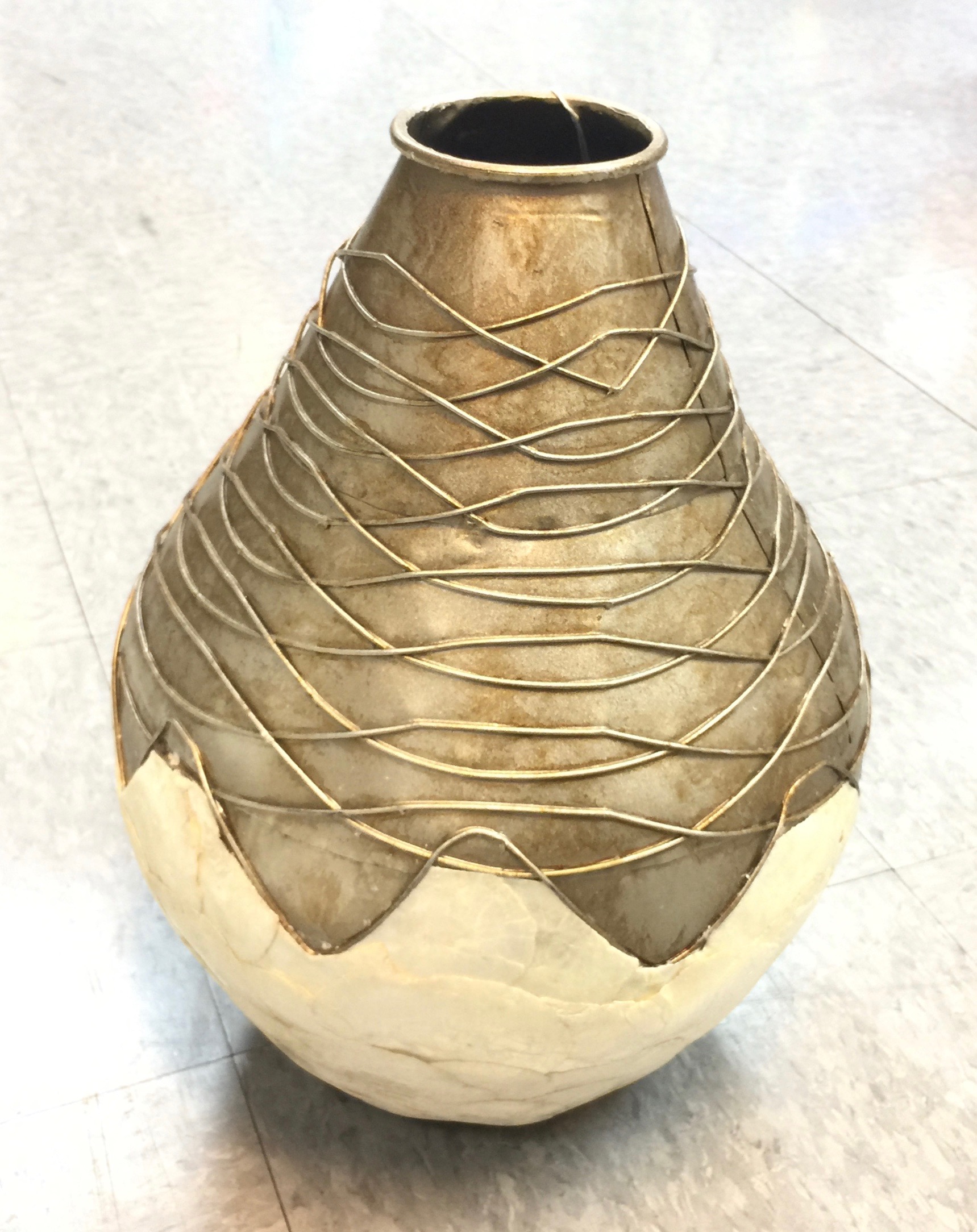 Metal Teardrop Vase